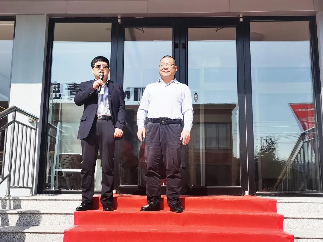 四川大學(xué)分析儀器研究中心主任段憶翔講話(huà) 四川大學(xué)分析儀器研究中心主任段憶翔講話(huà)